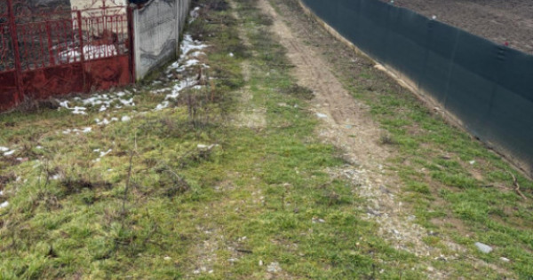 Terenarabil de 700mp la 10000 euro la 60 mp de str E70 Raco