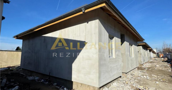 Casa parter 3 camere cu pod, panouri fotovoltaice, 105000 eu