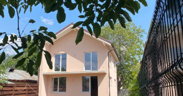 Vila P+E+pod Saftica Balotesti, Tunari, 120 mp utili, 370 mp curte