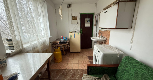 Camera de camin, 10.28 mp, zona Valea Rosie