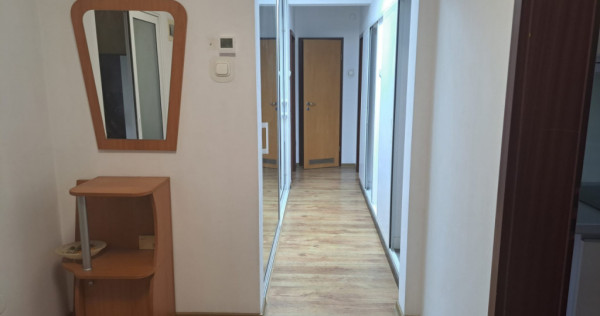 Apartament 3 camere, 100 mp, zona Ultracentral