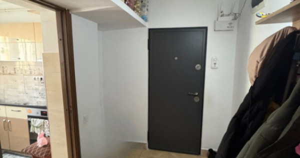 Apartament 3 camere, central, 68 mp, mobilat &ndash; Baia Sprie