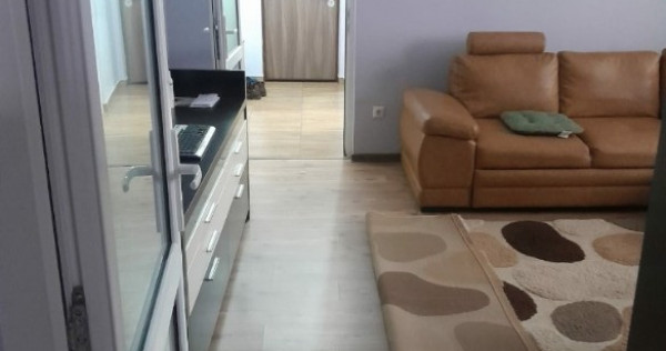 Apartament Cu 2 Camere Semidecomandate - Parter - Zona George Enescu