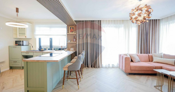 Apartament/Penthouse de &Icirc;nchiriat cu 3 Dormitoare și Te...