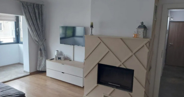 Apartament 4 camere, decomandat - zona Sacele