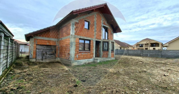 Casă &icirc;n Vladimirescu, 5 camere, garaj, 1000 mp teren. C...