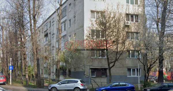 3 camere - Sector 4- Nitu Vasile-Emil Racovita