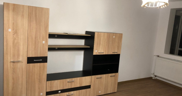 Proprietar Garsoniera Titan Minis metrou renovata nou prima inchiriere