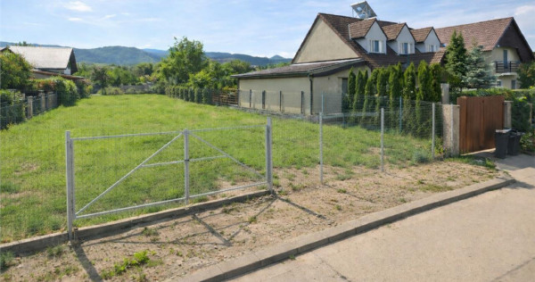 Teren in aria rezidentiala, cu potential ridicat, Cristian