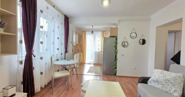 Garsoniera Tractoru langa Coresi cu loc de parcare