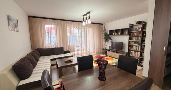 Casa de inchiriat zona Tractorul garaj