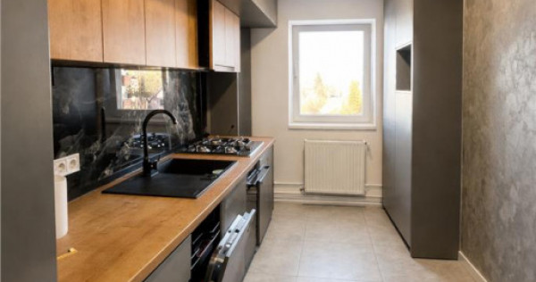 Structura decomandata, renovat, balcon tip loja, Bartolomeu,