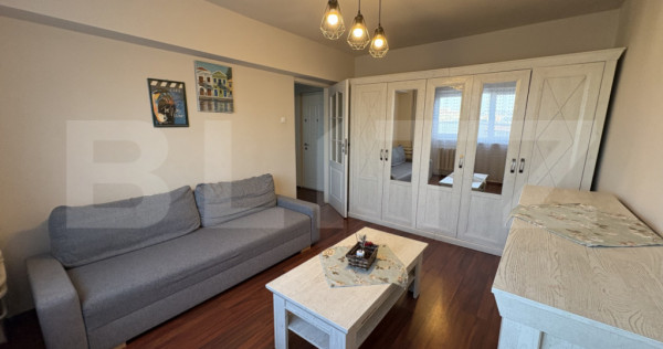 Apartament 2 camere, decomandat, zona Marati