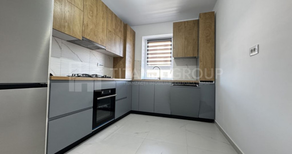 Apartament nemobilat, 3 camere, 2 băi, parcare, boxă, C...