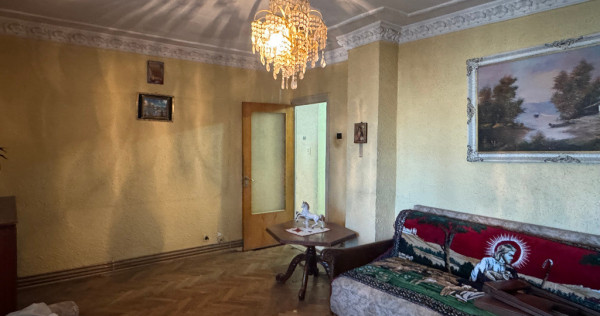 5 cam, 112 mp. decomandat, fara imbunat., et.4, acoperis, N.Titulescu