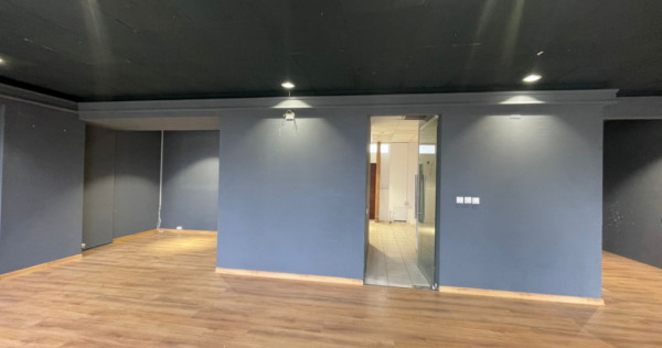 Spatiu comercial de inchiriat in zona Delfinariu, Constanta