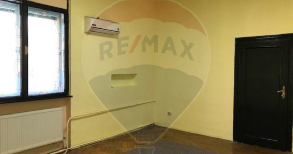 Spatiu de inchiriat Ultracentral, &icirc;n apopriere de Tribunal