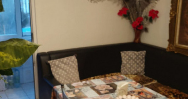 Apartament 2 camere de vanzare, situat in zona Poarta 6