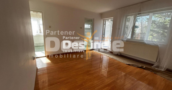 Casă de &icirc;nchiriat Copou 5CD 100MP parter+mansarda+curte