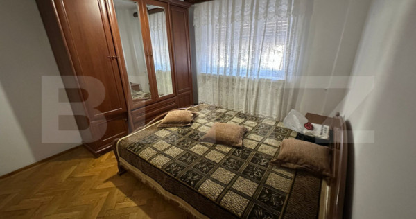Apartament 3 camere, decomandat, zona Nicolae Balcescu