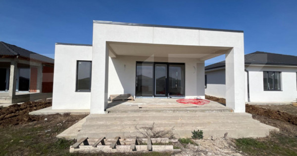 De vanzare casa in Santandrei cu gard de imprejmuire din pla