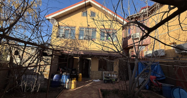 Casa 3 camere zona Kamsas