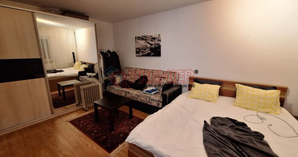 Garsonieră decomandată &ndash; Metrou Br&acirc;ncoveanu, la 5