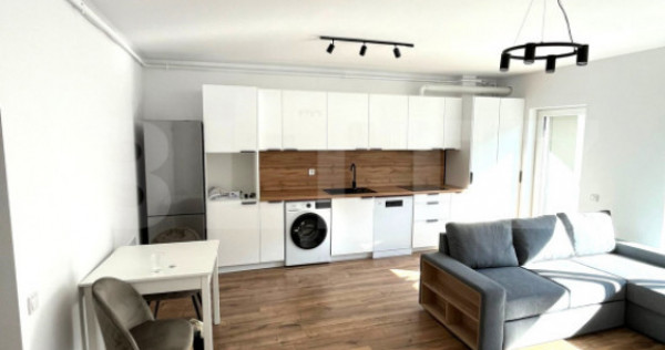 Apartament modern, 50 mp, parcare, balcon, zona Teilor