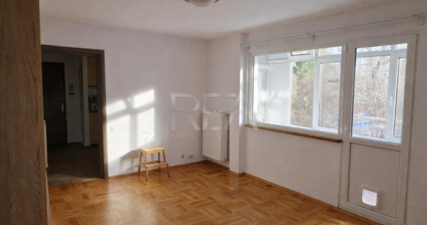 3 camere Titan, centrală, inst. schimb., an 1969, metrou, 6