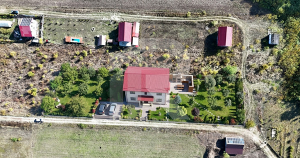 Refugiu la marginea padurii &mdash; 2822 mp de liniste in Cocani