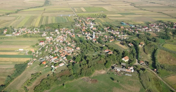 Suprafata intravilana pe 6.425 mp, oportunitate platforme re