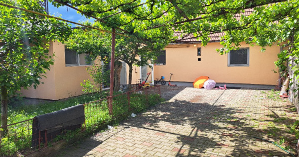 Vand casa in Sibiu zona Lupeni