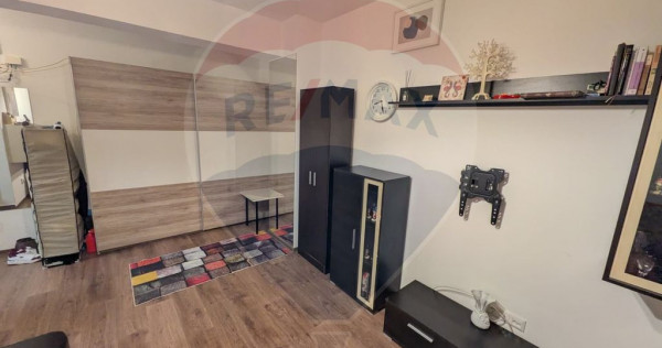 Apartament cu 2 camere de &icirc;nchiriat &icirc;n zona Salaj