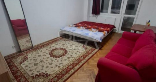 3 camere Parcul Circului decomandat, et. 4, an 1978, 77 mp