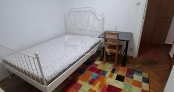 3 camere Parcul Circului decomandat, et. 4, an 1978, 77 mp