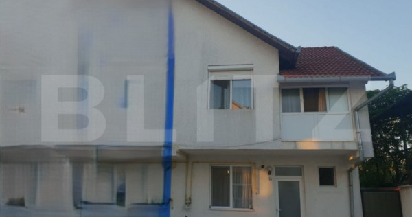 Casa Oradea in zona linistita, aproape de 2 centre comercial