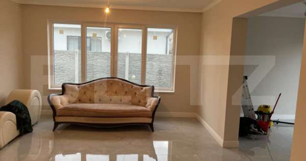 Casa individuala Oradea, zona linistita, cu gard imprejmuire