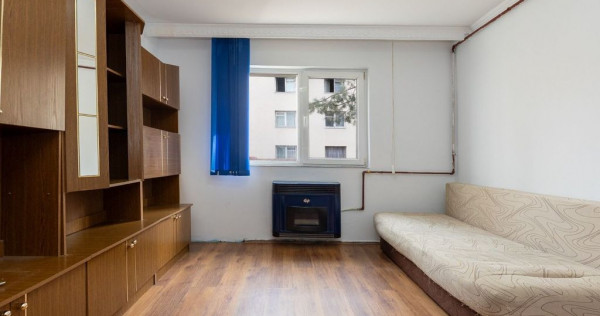 Garsonieră tip cămin&ndash;21 mp, baie proprie, Tractorul, ...