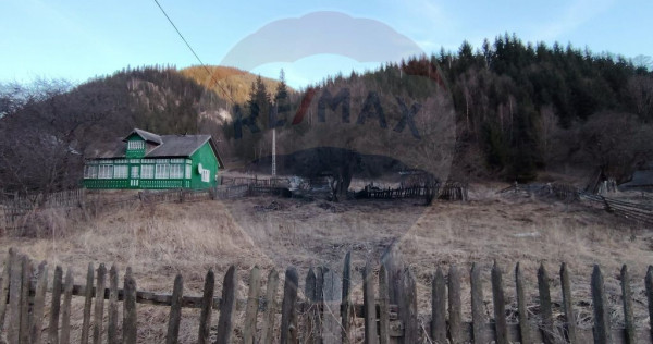 Casă / Vilă cu 2 camere de v&acirc;nzare