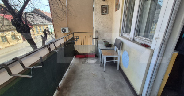 Apartament cu 2 camere de vanzare, 67.05 mp, zona Centrala