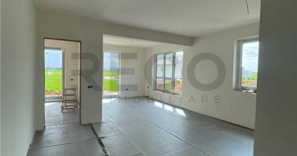 RECO apartament cu 2 camere in Santandrei