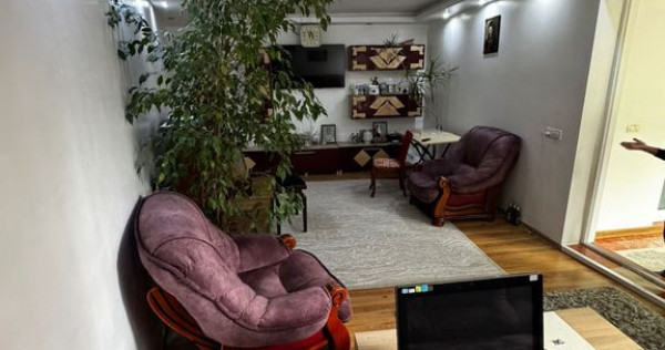 Casa de vanzare - zona Stadion