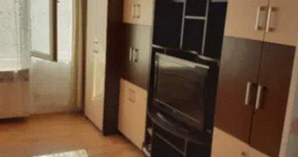 Garsoniera semidecomandata- zona Calea Bucuresti