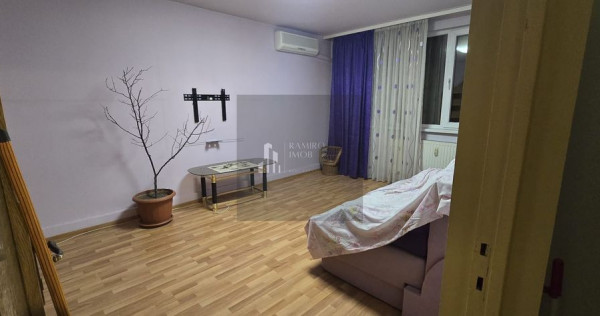 APARTAMENT 3 CAMERE, APARATORII PATRIEI/MOLDOVITA, CENTRA...