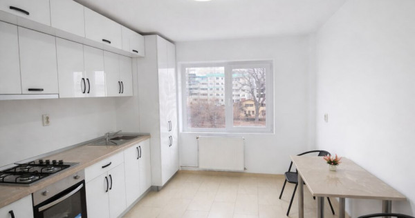 Apartament 4 camere, spațios, zona Ultracentral -