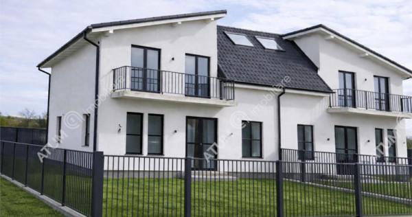 Casa cu 4 camere si teren propriu de 260 mp localizat in Sel