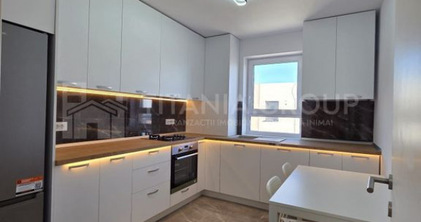 Apartament 3 camere decomandat, Prima inchiriere, Tractor...