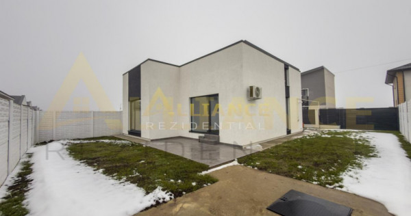 Casa Pe Parter-3 Camere-Curte 300 MP