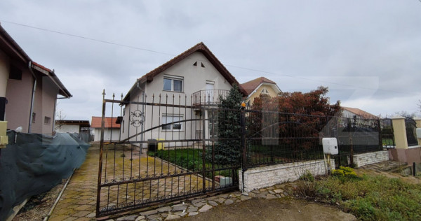 Casa de inchiriat Nojorid, 120 mp, curte 500 mp, garaj