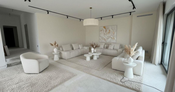 Apartament 4 camere de in zona Herastrau Bucuresti